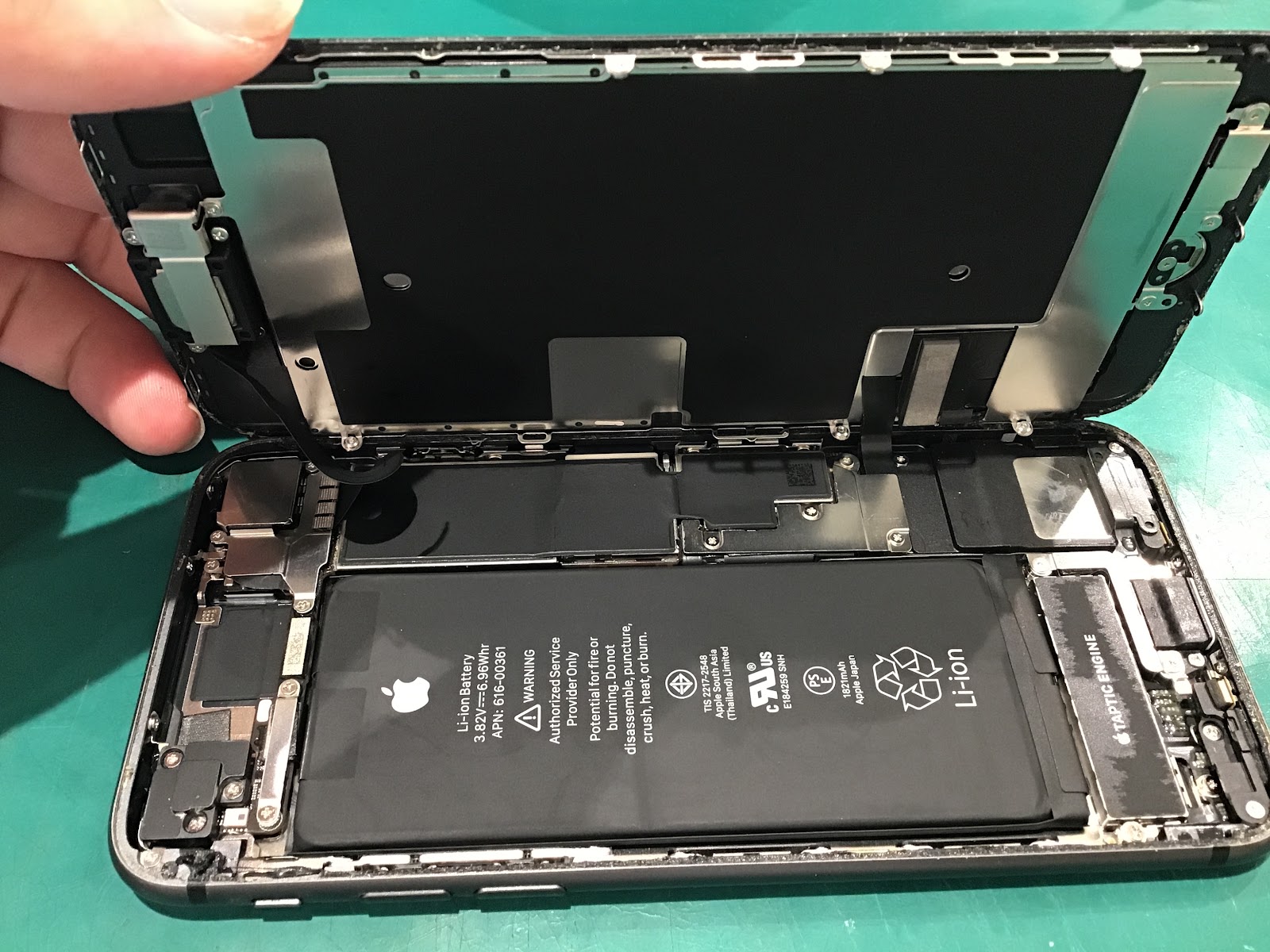 iPhone8のバッテリー交換を承りました！【スマホ修理工房丸井錦糸町店】